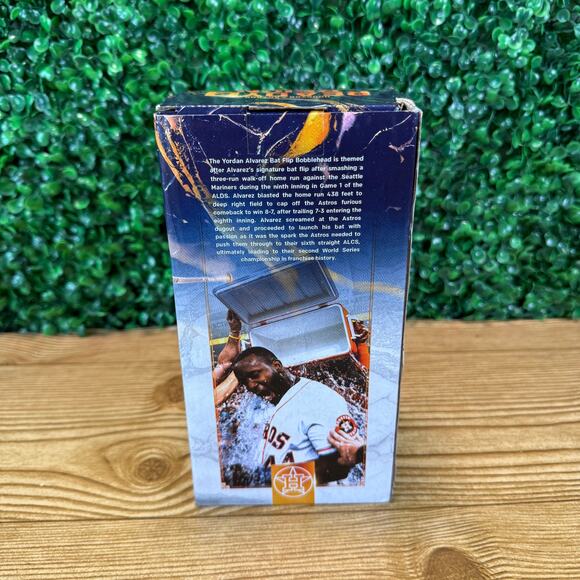 Houston Astros Yordan Alvarez Bat Flip Bobblehead SGA 2023 - Picture 2 of 7